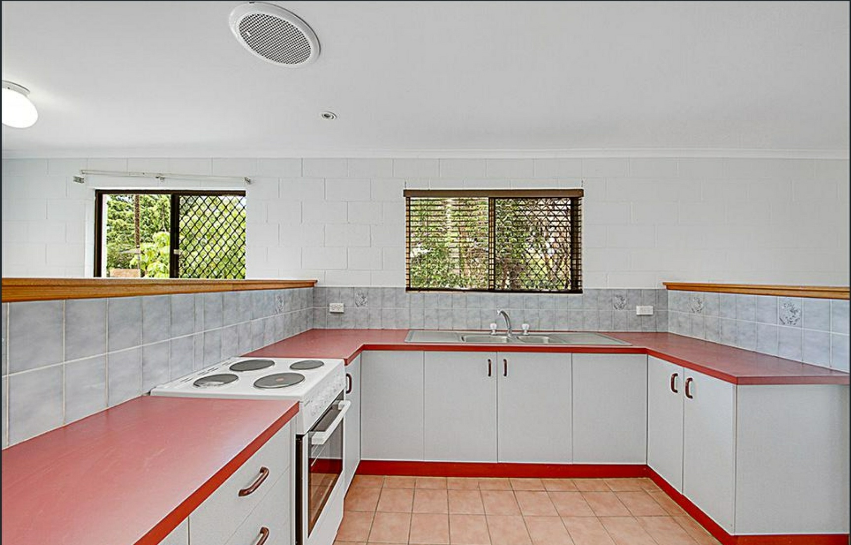 2 BRIN ST, BOYNE ISLAND QLD 4680, 0 ห้องนอน, 0 ห้องน้ำ, House