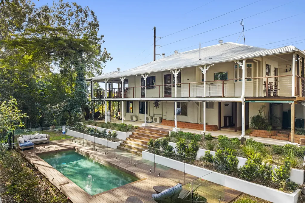 Buderim 4બેડરૂમ 1.5 acres with privacy, ocean views and the best value package!