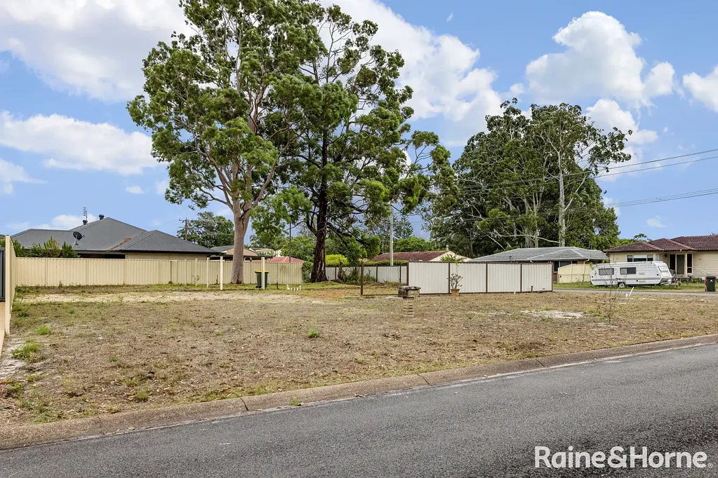 Tanilba Bay Prime Opportunity in Tranquil Tanilba Bay