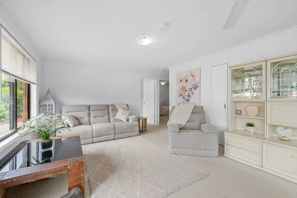 Merrimac 2房  Prime Merrimac Opportunity! Spacious Family Living in a Tightly Held Location