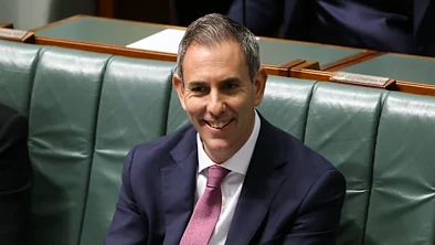 澳洲财政部最新预测：未来两年房价还会涨！ANZ、NAB、AMP却集体看跌