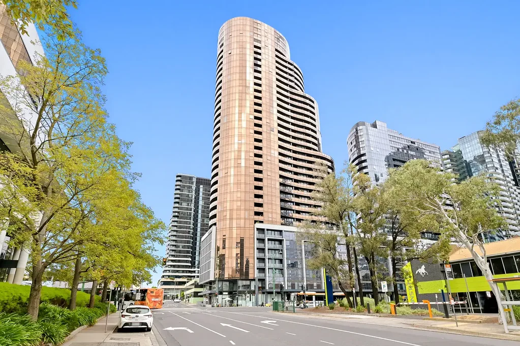 Box Hill 1房 Art Series酒店邻接 优越Box Hill位置 Miele高端厨电 私人阳台 露天泳池健身房 Elevated Living in Iconic Whitehorse Towers
