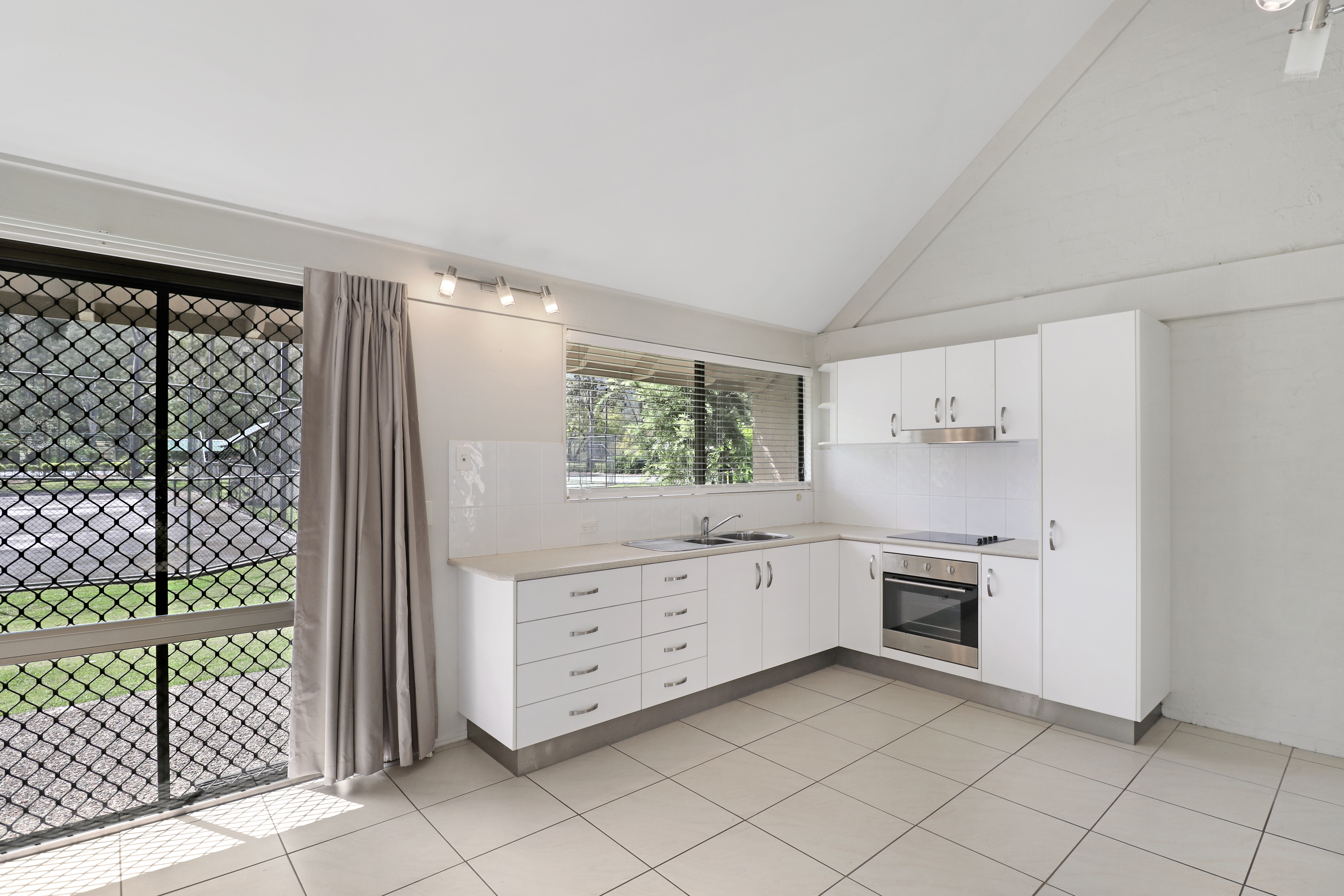 WIMBLEDON VILLAS UNIT 1068 2-28 YULGIBAR CL, KOORALBYN QLD 4285, 0房, 0浴, Unit