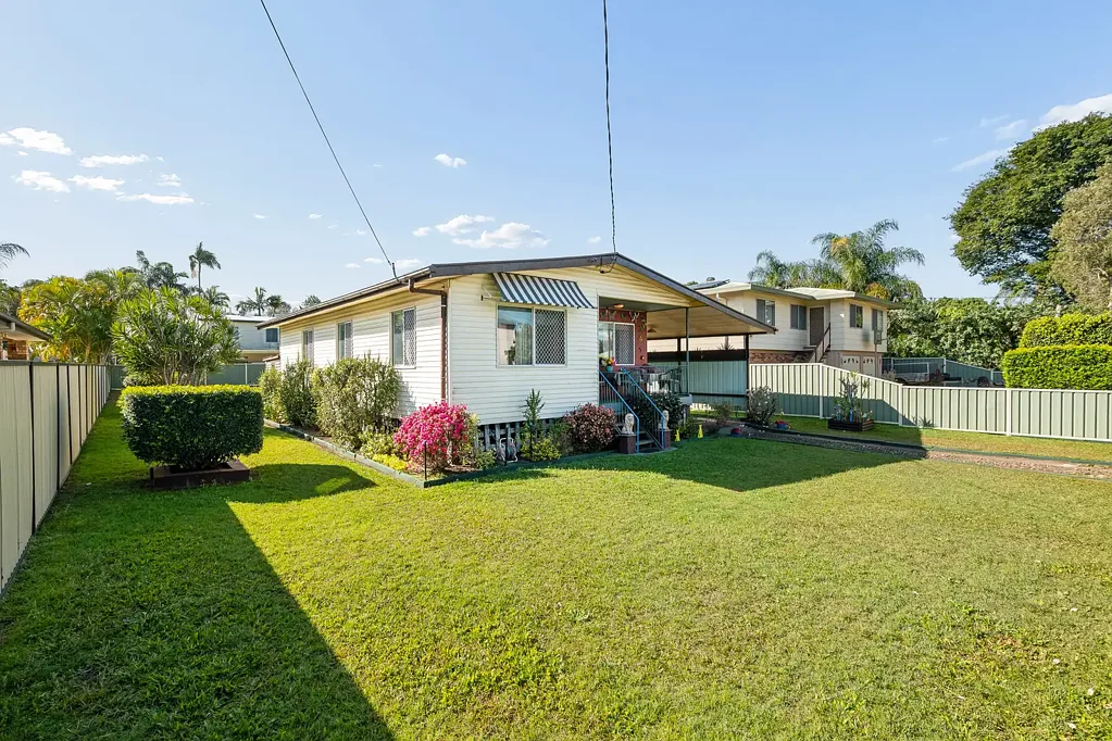 Kingston 3房 特色、潜力与您会爱上的土地 - Kingston 721 平方米土地 Character, Potential & a Block You'll Love - 721m² in Kingston