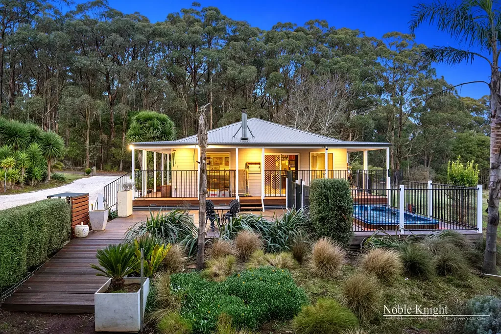 12 Parkland Road, Kinglake, VIC 3763