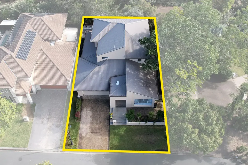 North Lakes 4房 非凡之选 - 纯粹私密，尽享自然环抱 Anything But Ordinary - Pure Privacy Wrapped in Nature