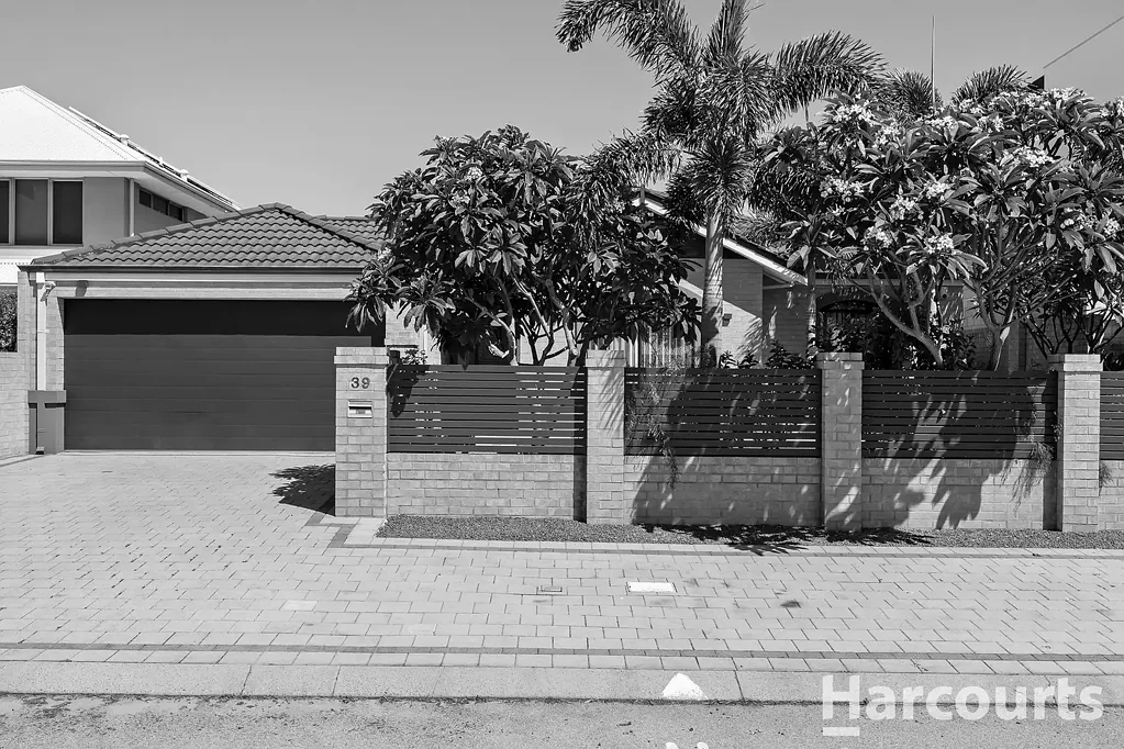 39 Leisure Way, Halls Head, WA 6210
