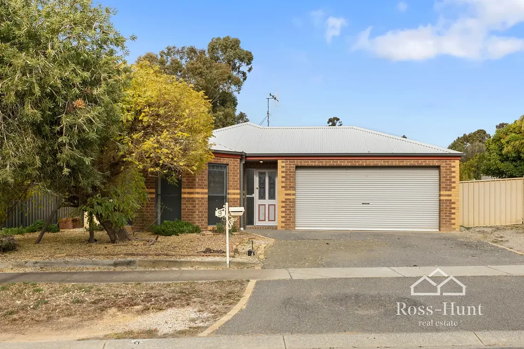 9 Abbey Close, Eaglehawk, VIC 3556