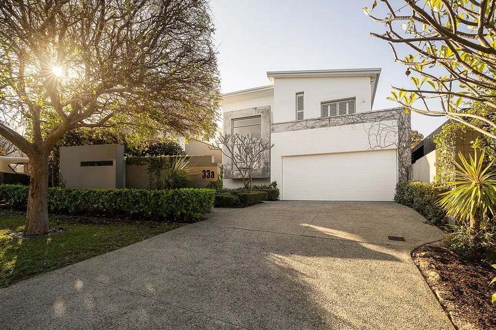 Mosman Park 5部屋 CONTEMPORARY. STYLISH. EFFORTLESS - NORTH-FACING GARDEN & POOL.