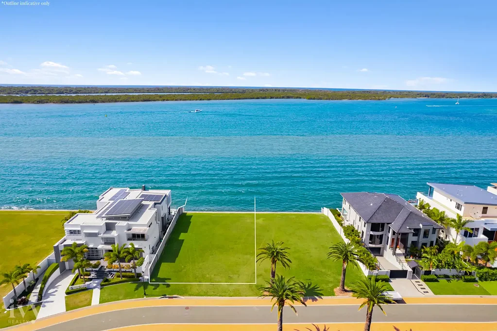 11 Parklane Terrace, Paradise Point, QLD 4216