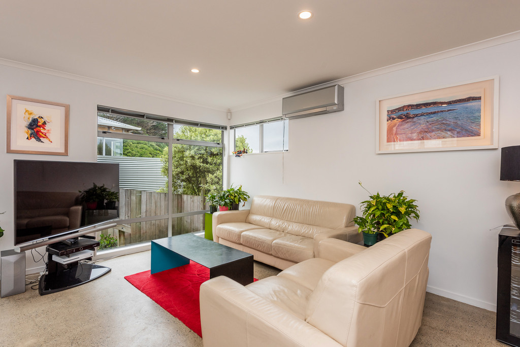 24b John Sims Drive, Broadmeadows, Wellington, 2 ห้องนอน, 1 ห้องน้ำ