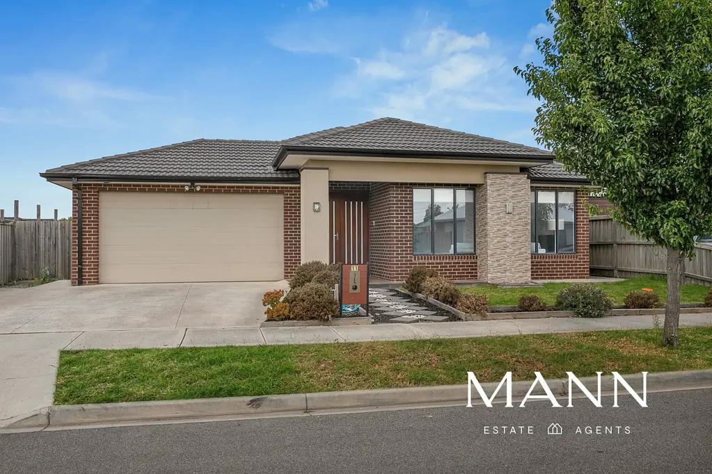 11 Canning Drive, Mickleham, VIC 3064