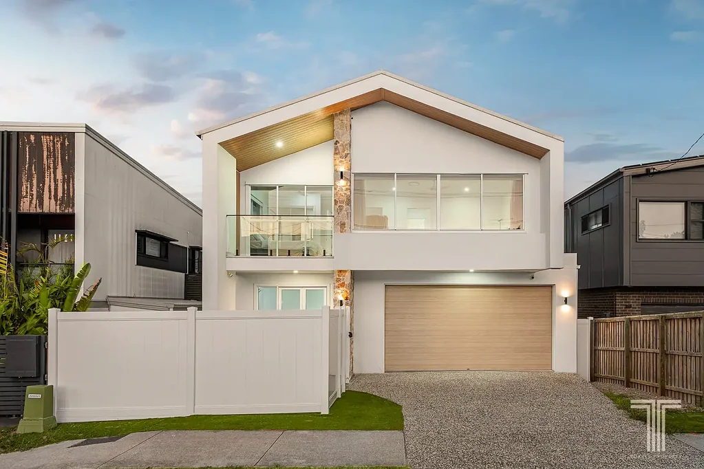 Camp Hill 5chambre Effortless at First Glance, Made for Modern Family Living