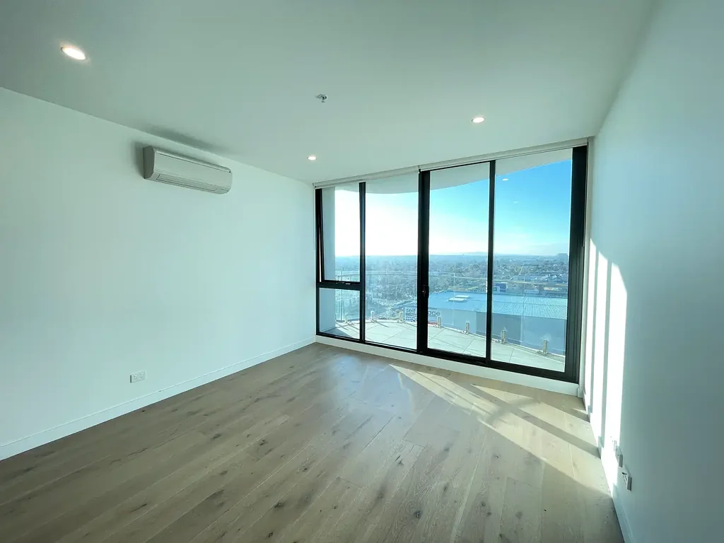 Spacious One Bedroom Apartment in a Prime Location