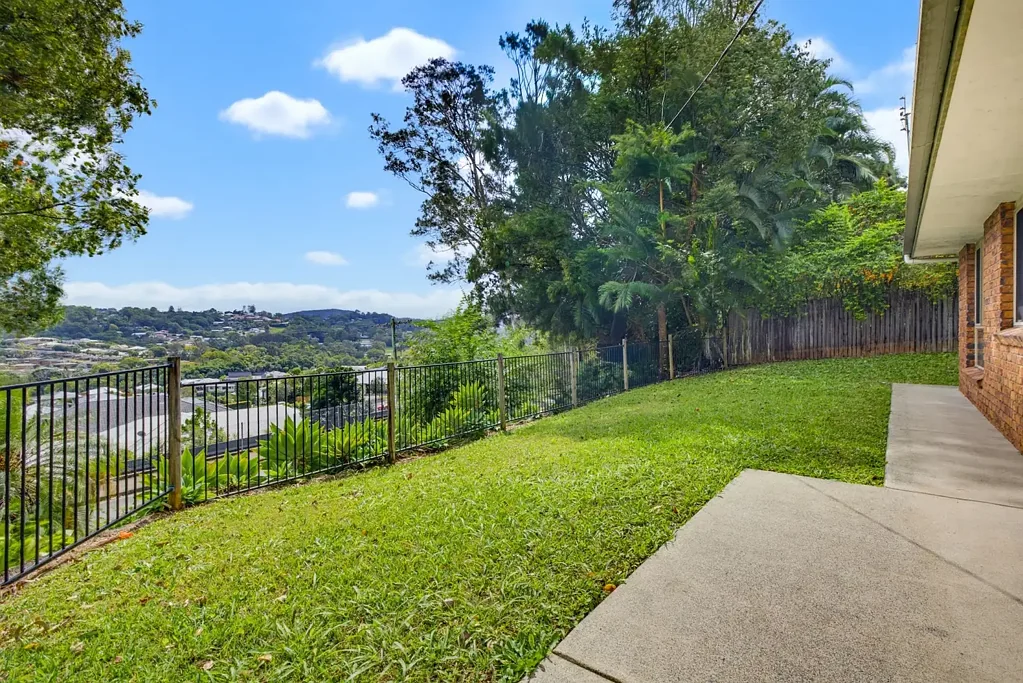 Burnside 4房  4bdrm Burnside ~ $795,000 ~ 974m2