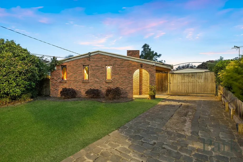 14 Frances Court, Cranbourne, VIC 3977