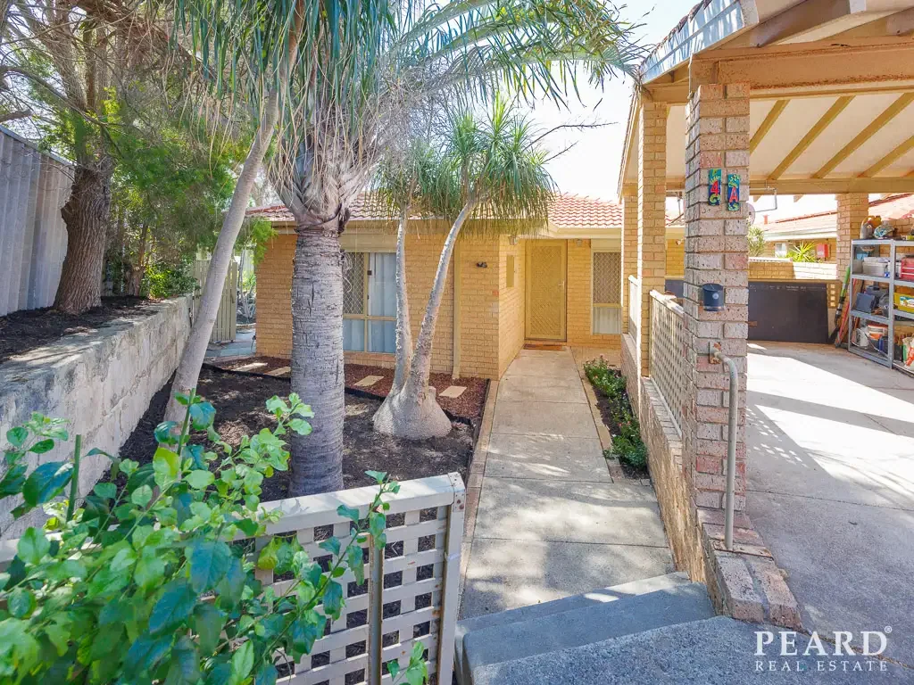 4A Snowy Close, Alexander Heights, WA 6064