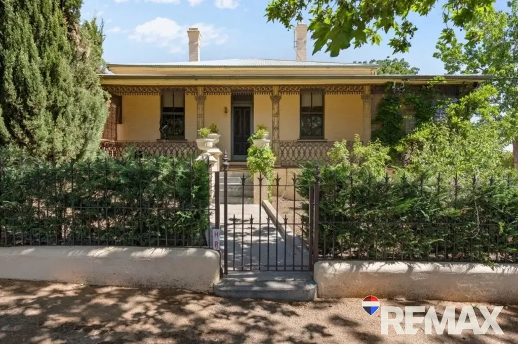 31 Belmore Street, Junee, NSW 2663