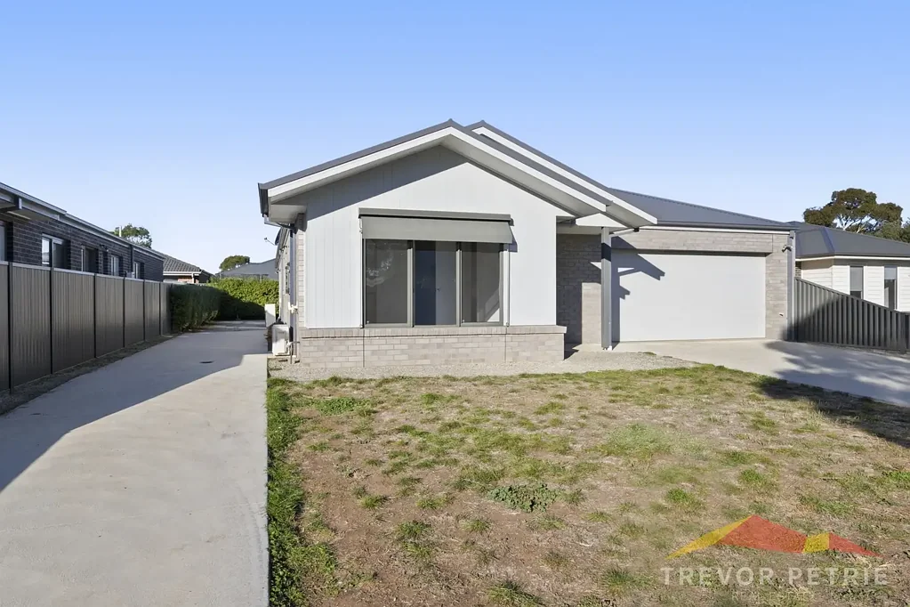 3/9A Clarke Street, Miners Rest, VIC 3352