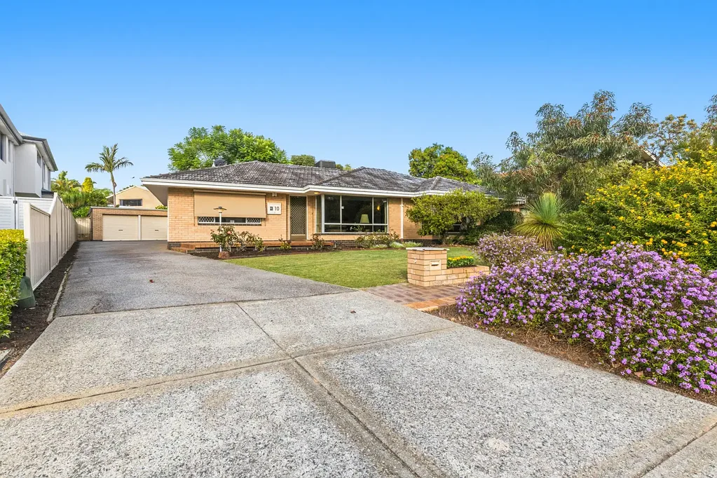 Rossmoyne 4 Bedroom Location + Size + Opportunity
