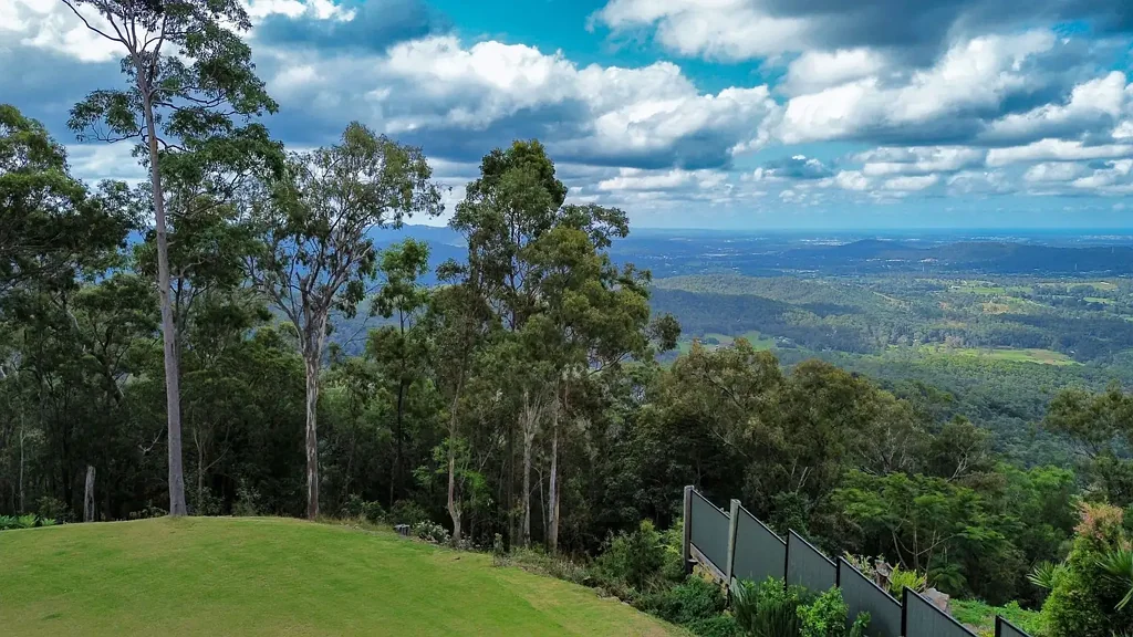Tamborine Mountain Paradise Found