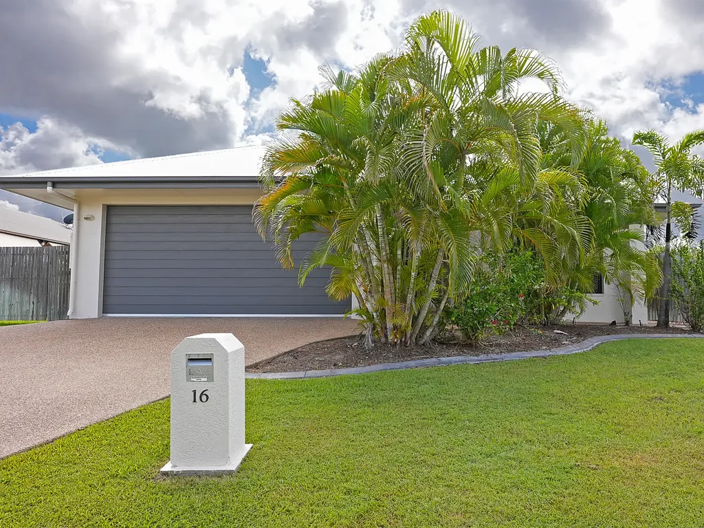 Spacious family home in peaceful Kalynda Chase