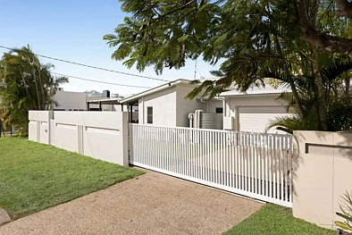 Maroochydore 3房 Stunning Family Home In The Heart Of Maroochydore - 900m To The Sand