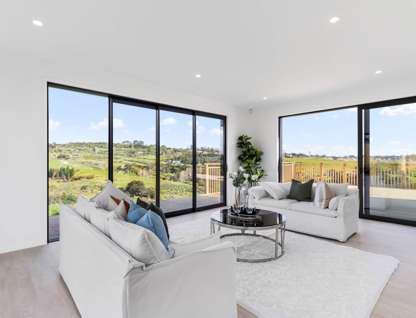 8 Backridge Way, Flat Bush, Manukau City, Auckland, 6房, 4浴, 独立屋