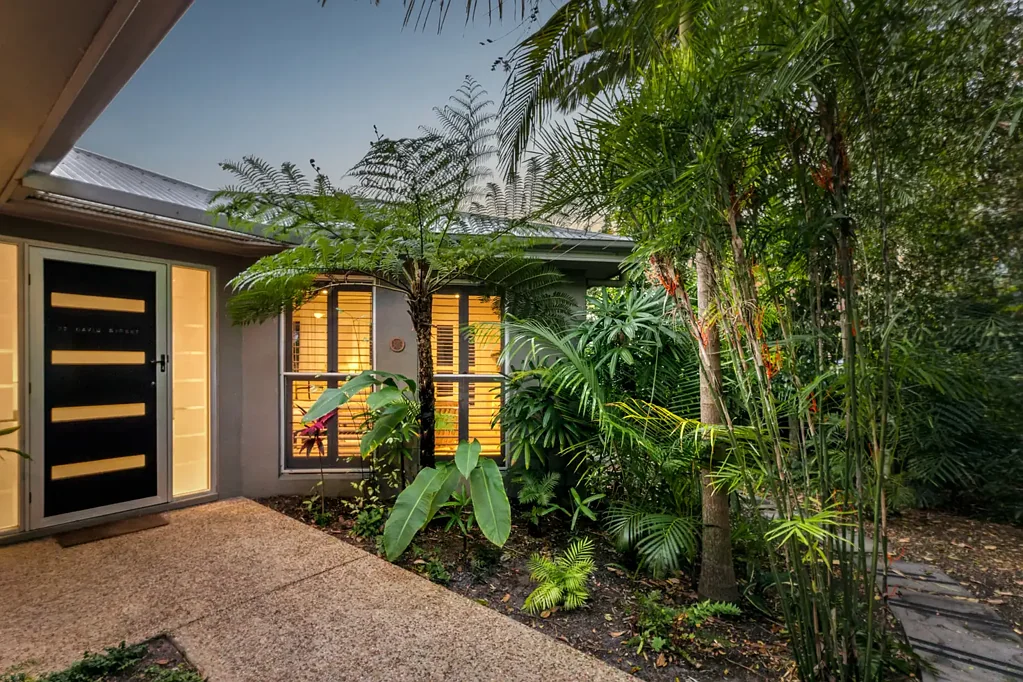 Noosa Heads 3Kwarto Renovated, Low-Maintenance Living in the Heart of Noosa