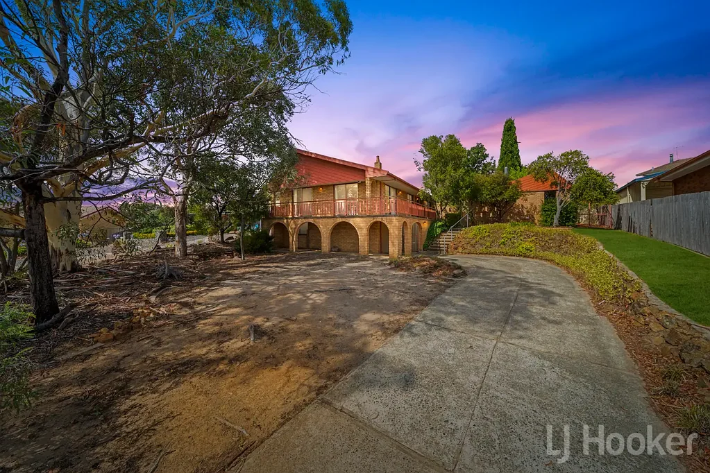 14 Hayley Crescent, Karabar, NSW 2620