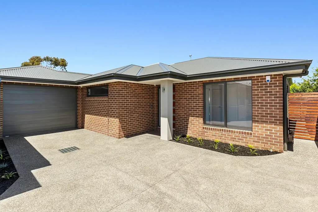 St Leonards 3ਬੈੱਡਰੂਮ A Class Above – Contemporary Living by the Bay