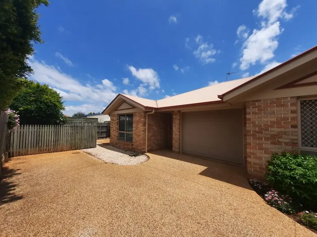 2/86 South Street, Rangeville, QLD 4350