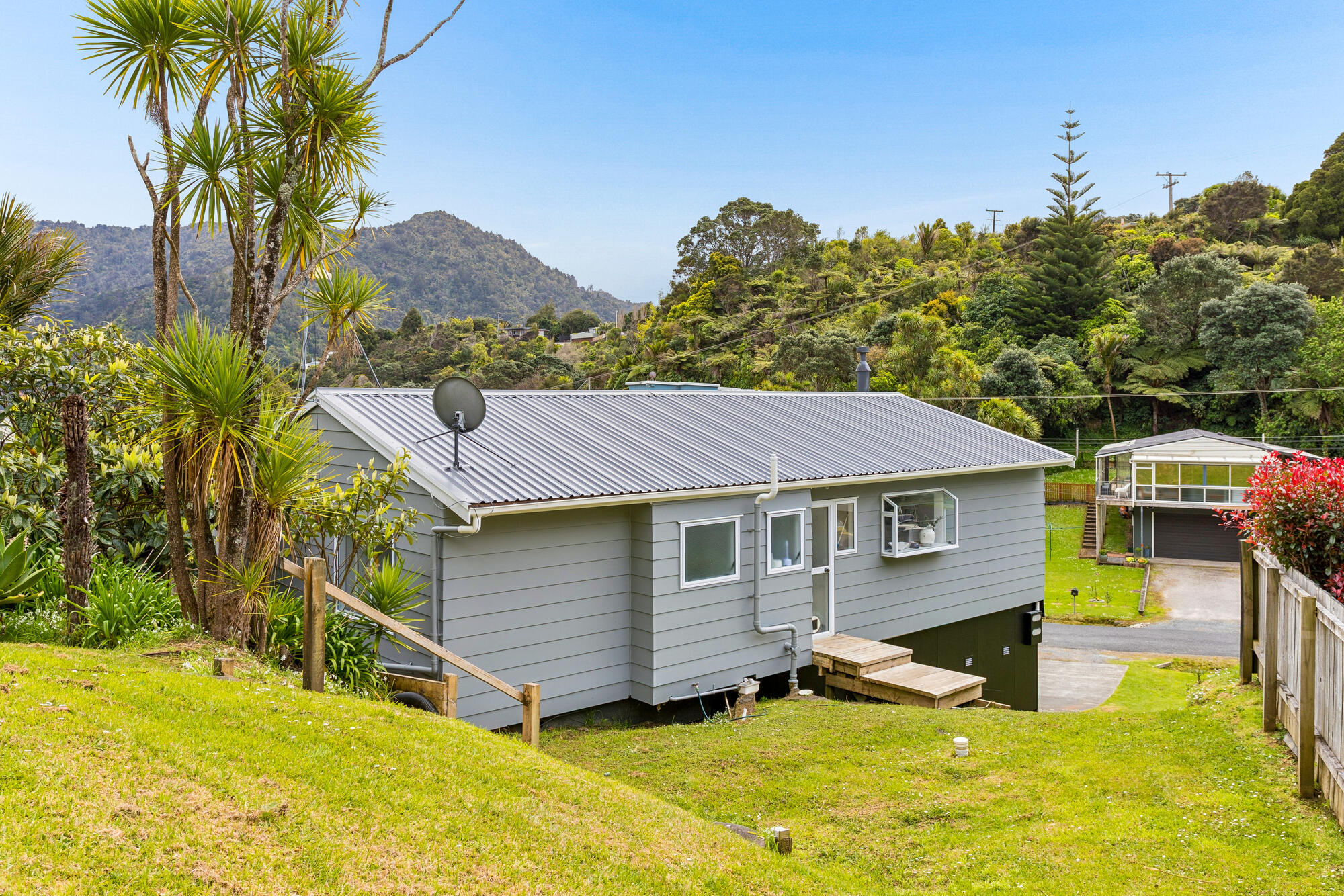 37 Foster Avenue, Huia, photo 20