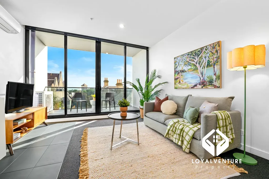 St Kilda 2Kwarto Sophisticated Residence in an Exclusive Coastal Precinct