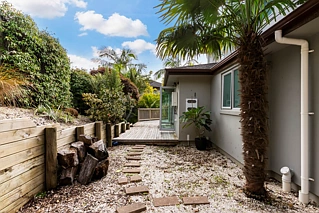 168 Kittiwake Drive, Albany, Albany, North Shore City