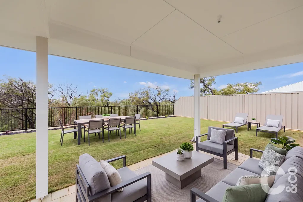 BRAND NEW 4x2 OVERLOOKING BUSHLAND