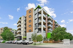 203/2 Olive York Way, Brunswick West