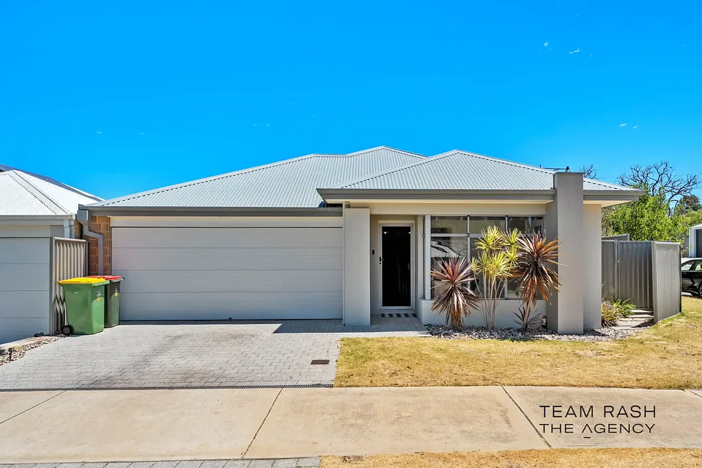 28 Jubilee Avenue, Success, WA 6164