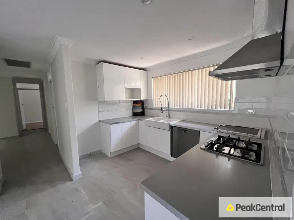 Modern Comfort in a Tranquil Cul-de-Sac: 4-Bedroom 1-Bathroom Home in Kardinya