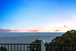 43 Hellfire Pass, Lower Beechmont
