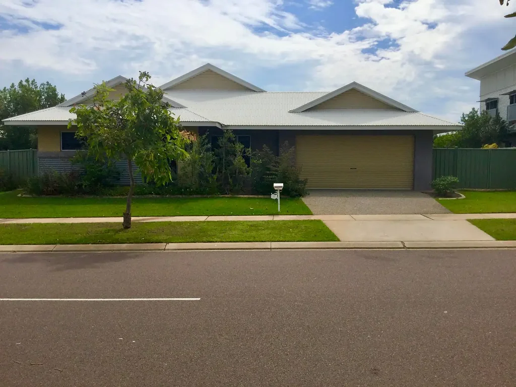 Address Withheld, Lyons, NT 810