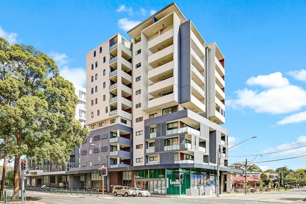 Two bedroom apartment in convenient Strathfield location