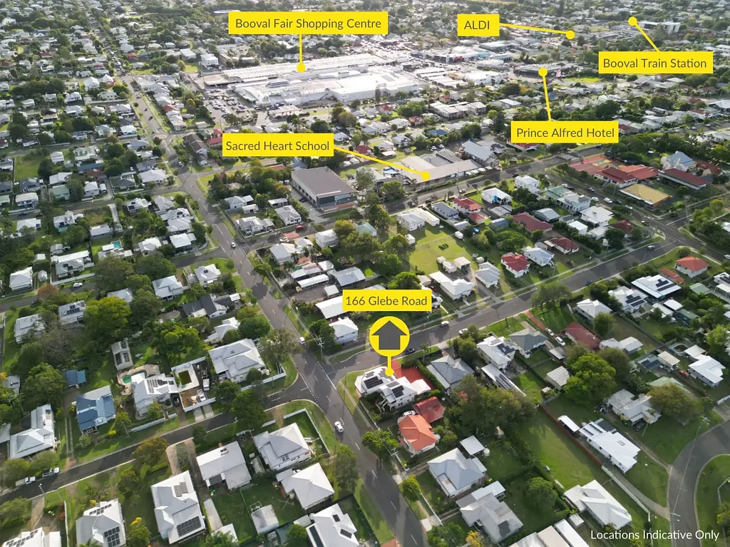 Booval 4침실 Character-Filled Queenslander with Commercial Potential Out standing Opportunity