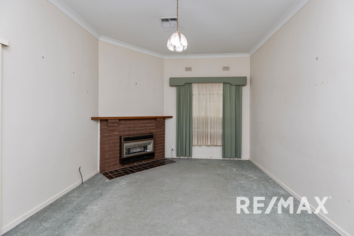 36 PITT ST, JUNEE NSW 2663, 0 Bedrooms, 0 Bathrooms, House