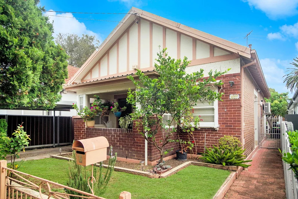6 Belmore Avenue, Belmore, NSW 2192