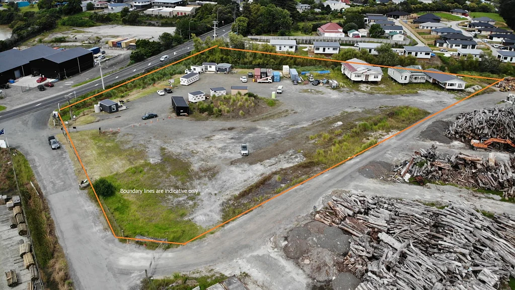 Helensville For Lease Helensville - Choice of yard space.
