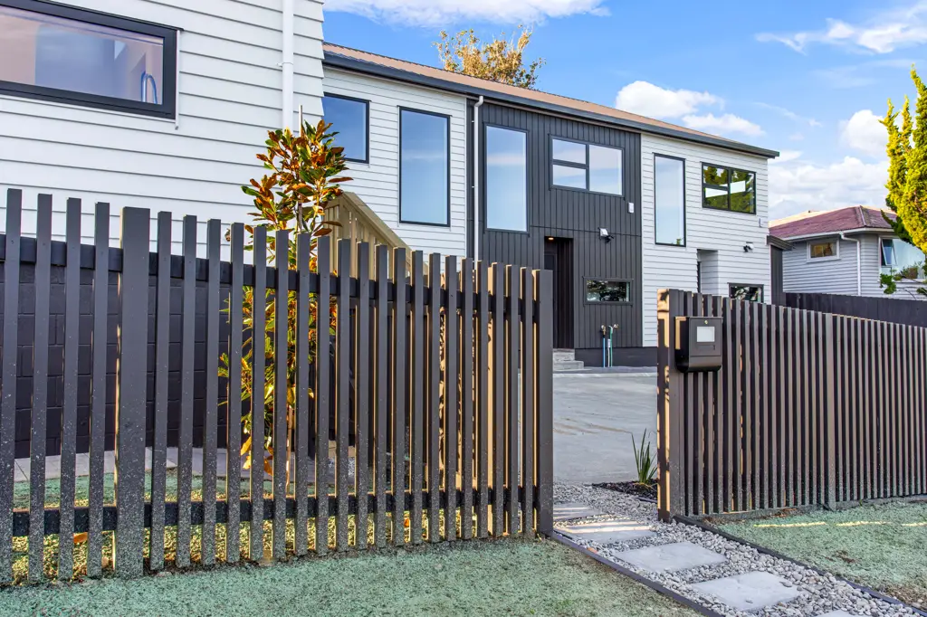 Glenfield 2房  Lock It In! 2 Beds, Double Westlake Zoned, $809K