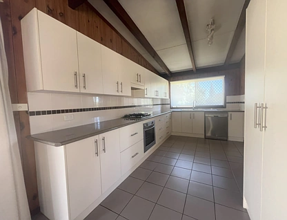 1 Bishop Crescent, Armidale, Tamworth, 3房, 1浴, House