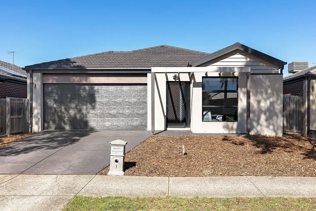 7 Sunstone Boulevard, Doreen, VIC 3754