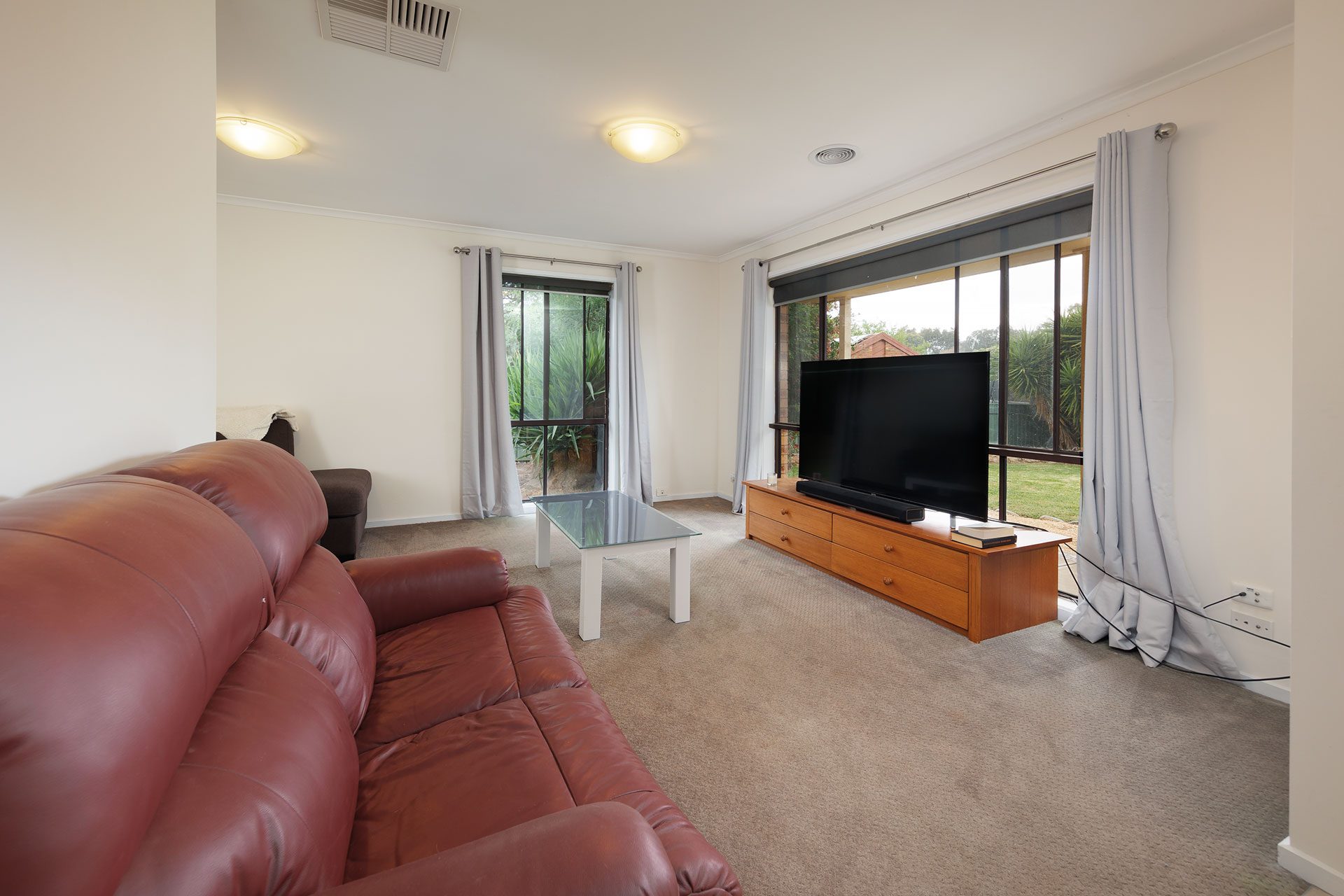 26 MENZIES ST, WEST WODONGA VIC 3690, 0 غرف, 0 حمامات, House